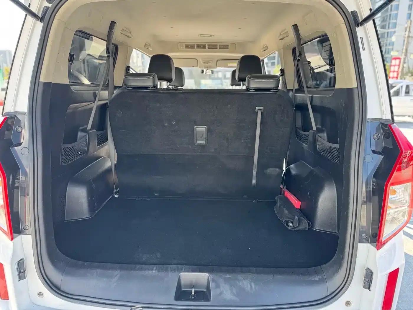 Wuling Journey 2021 1.5T Manual Deluxe Edition — миниатюра 17