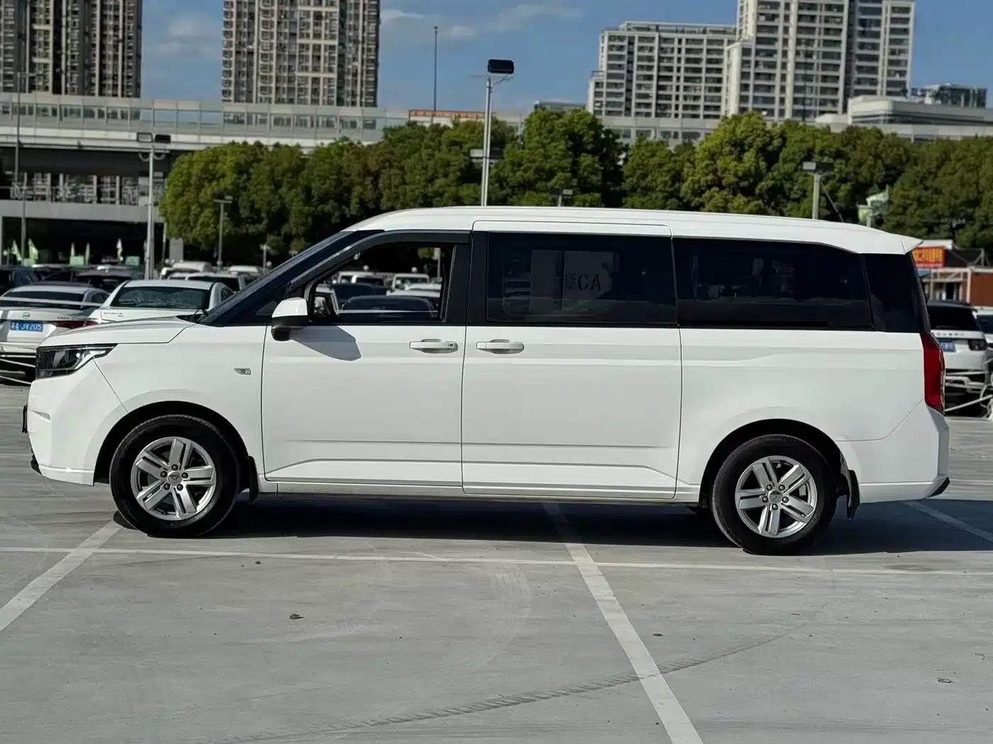 Wuling Journey 2021 1.5T Manual Deluxe Edition — миниатюра 4
