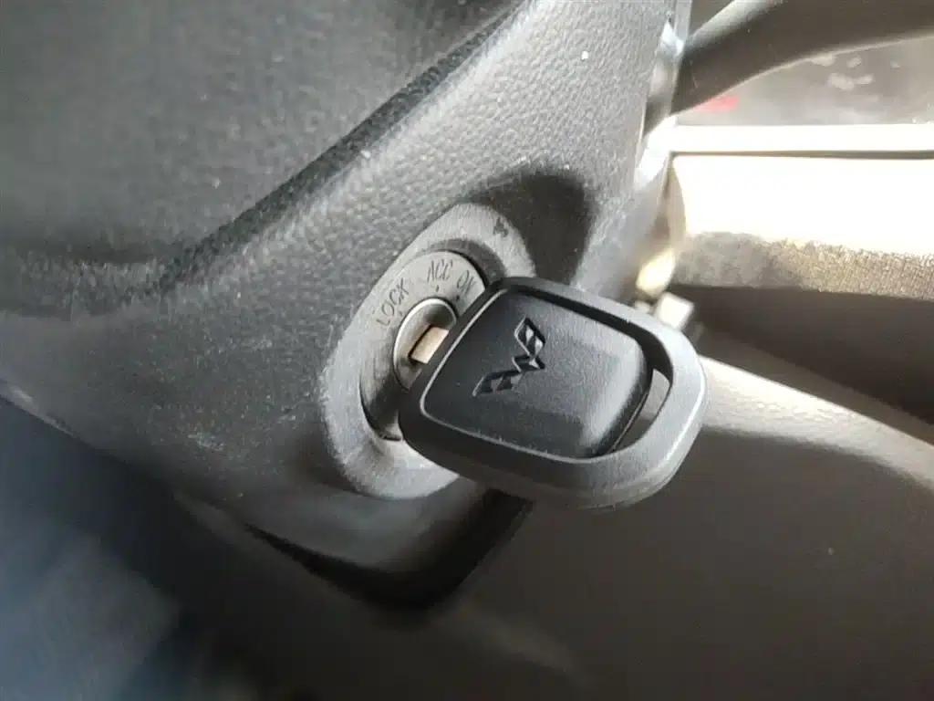 Wuling Hongguang PLUS 2020 1.5L Manual Standard 7-Seater — миниатюра 9