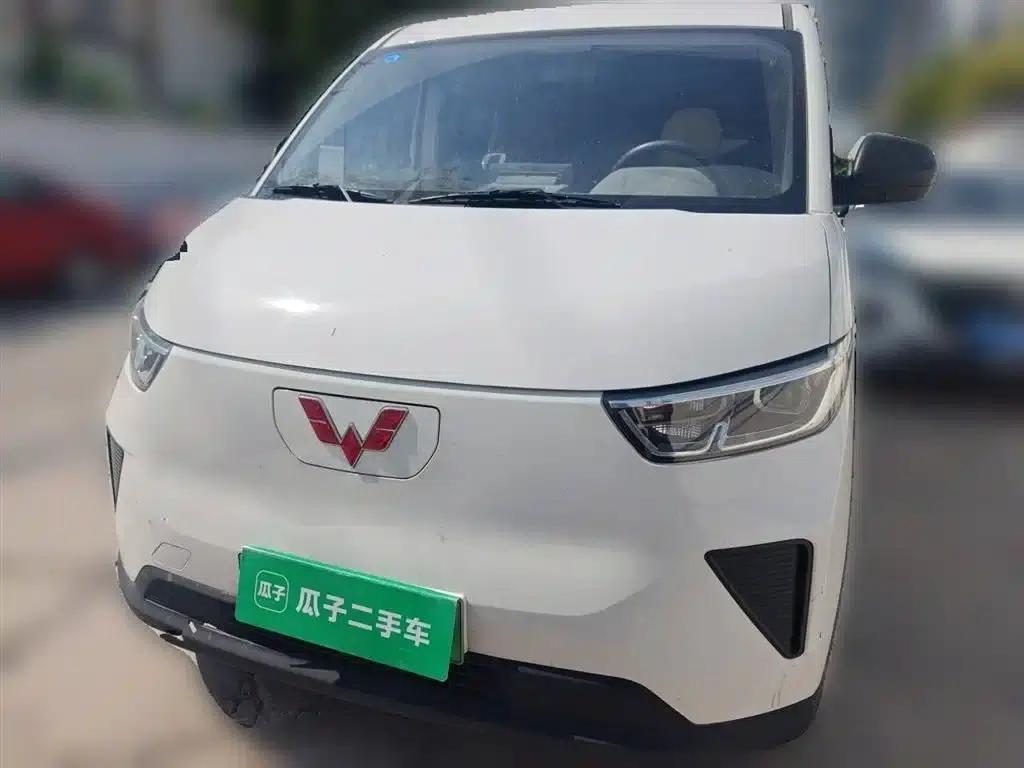 Wuling Yangguang 2024 Model 300km Comfort Bus Version 75kW — миниатюра 24