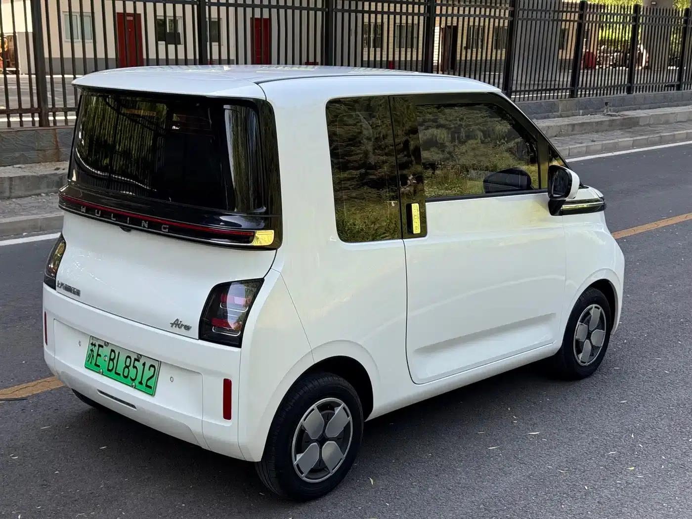 Wuling Air ev Clear Sky 2023 Model, Four-Seat - Advanced Edition — миниатюра 5