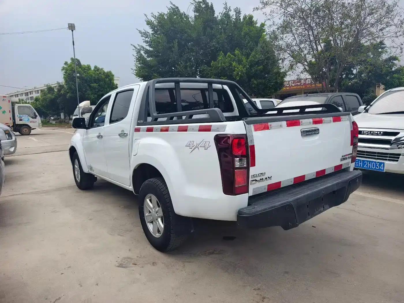 D-MAX 2015 2.5T 4WD Manual Basic Model 4JK1 — миниатюра 9