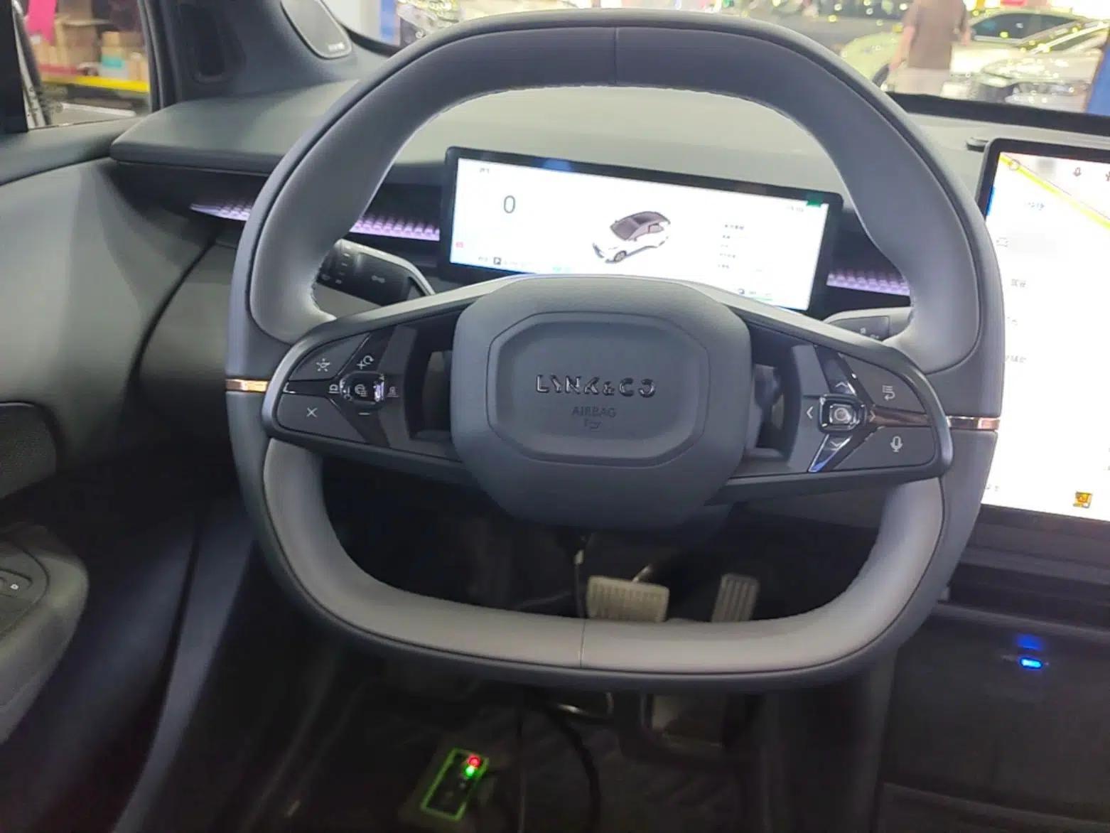 Lynk & Co Z20 2025 530 km Range Rear-Wheel Drive Pro — миниатюра 14