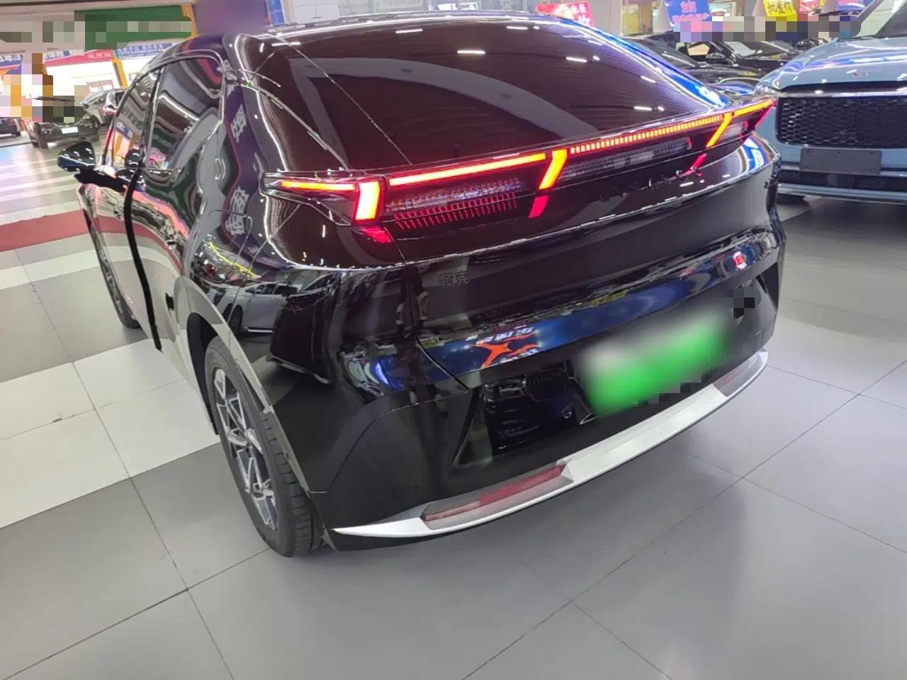 Lynk & Co Z20 2025 530 km Range Rear-Wheel Drive Pro — миниатюра 4