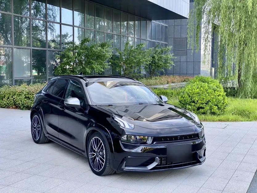 Lynk & Co 02 Hatchback 2021 2.0TD Halo Driving Control Kit Edition — миниатюра 3