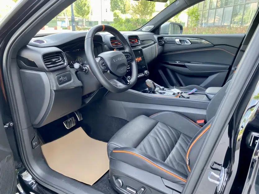 Lynk & Co 02 Hatchback 2021 2.0TD Halo Driving Control Kit Edition — миниатюра 21