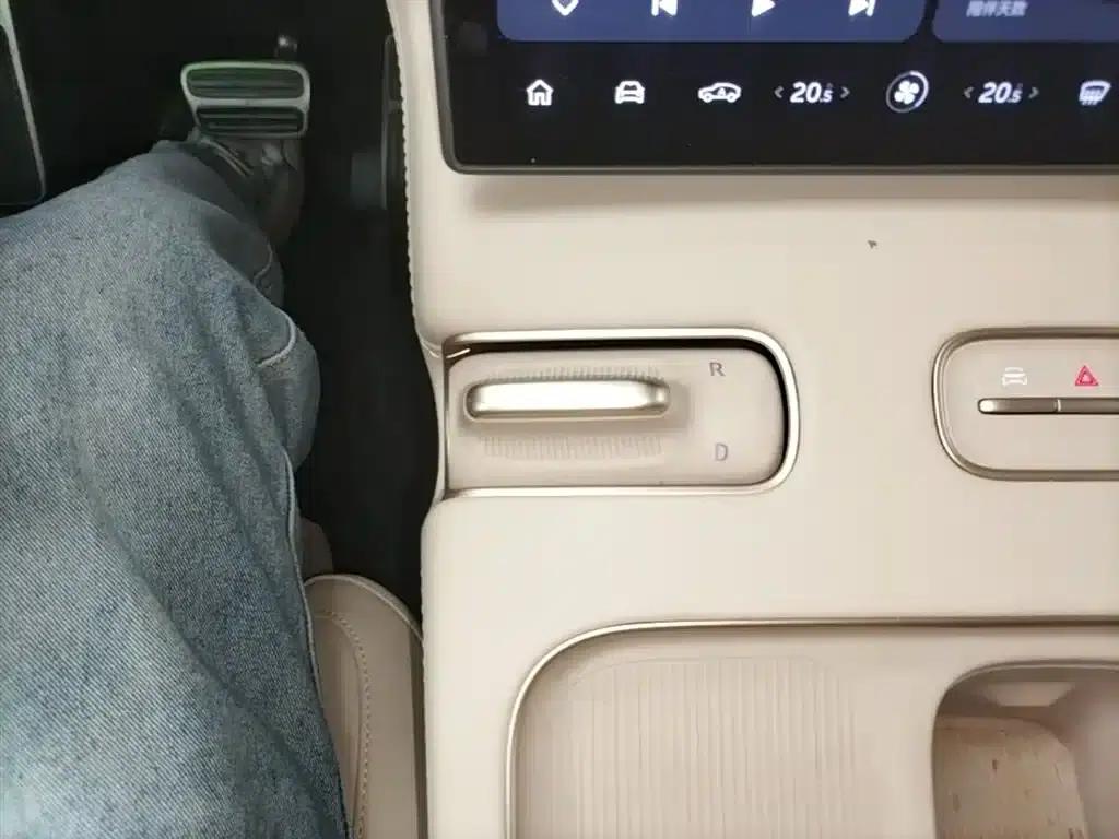 NIO EC7 2023 model 75kWh — миниатюра 14