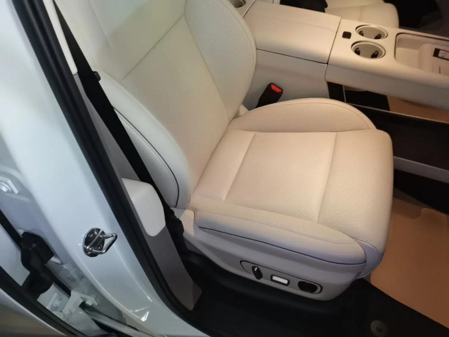 Li Auto i8 2025 Model Standard Version — миниатюра 23