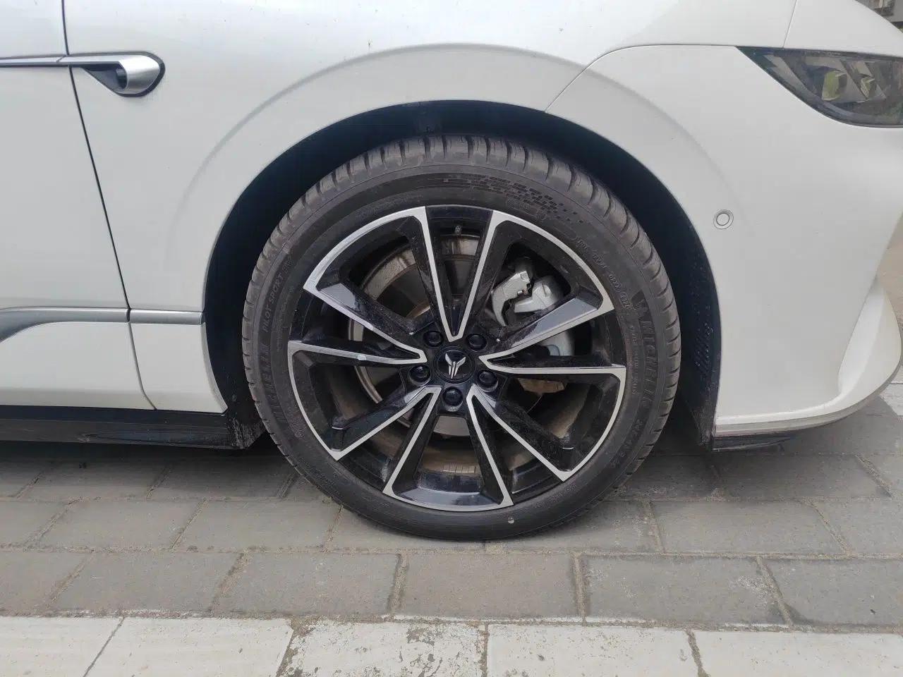 VOYAH PASSION 2024 PHEV Four-Wheel Drive Ultra-Long Range Flagship Model — миниатюра 8