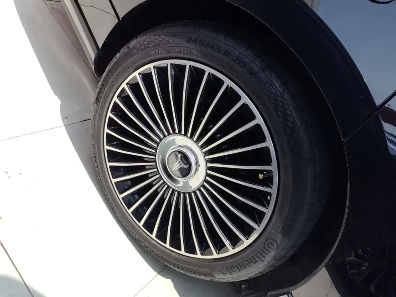 VOYAH Lantu Chiguang L 2026 Four-Wheel-Drive Ultra — миниатюра 5
