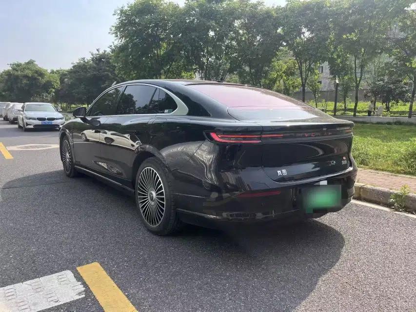 VOYAH Lantu Chiguang L 2026 Four-Wheel-Drive Ultra — миниатюра 7