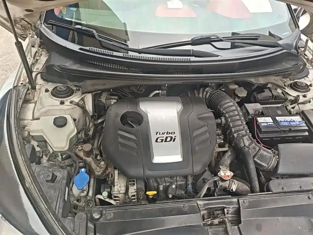 Veloster 2012 1.6T Automatic Luxury Edition — миниатюра 20