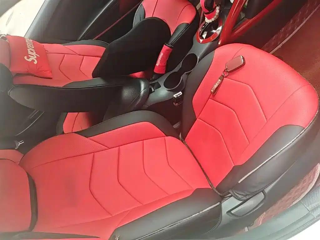 Veloster 2012 1.6T Automatic Luxury Edition — миниатюра 25