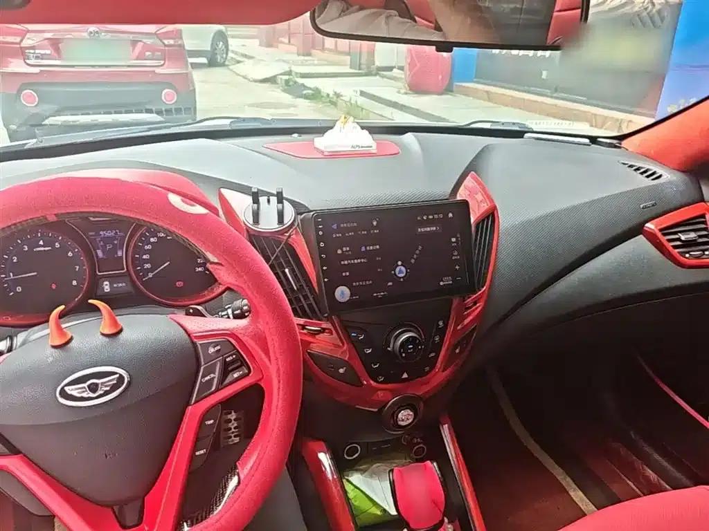 Veloster 2012 1.6T Automatic Luxury Edition — миниатюра 10