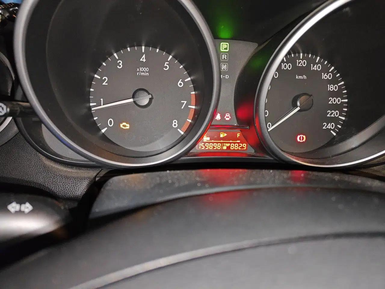 Mazda 3 2011 Sedan 1.6L Automatic Comfort Model — миниатюра 13