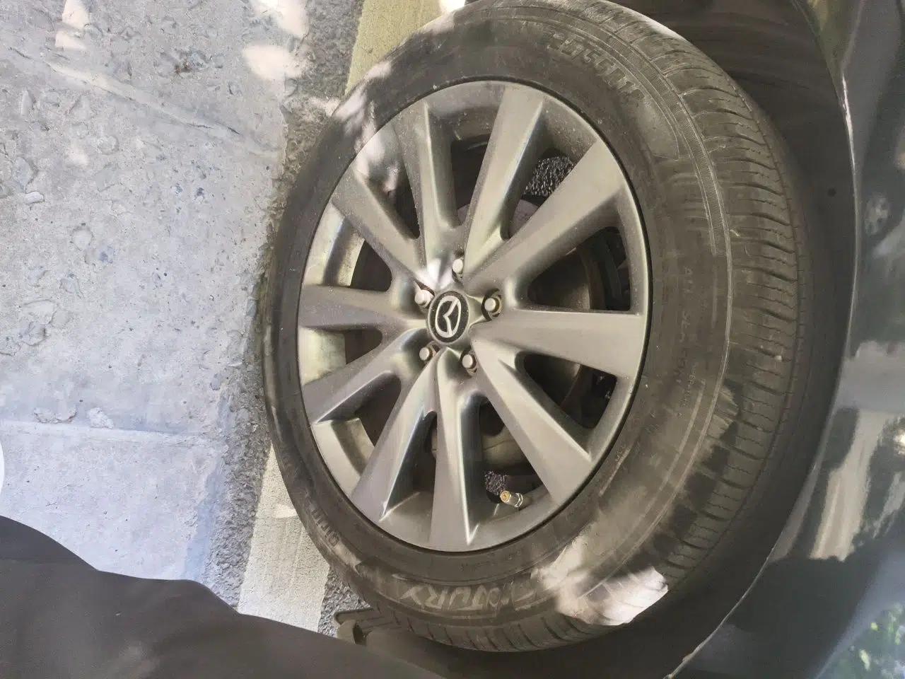 Mazda 8 2011 2.3L Deluxe Edition — миниатюра 8