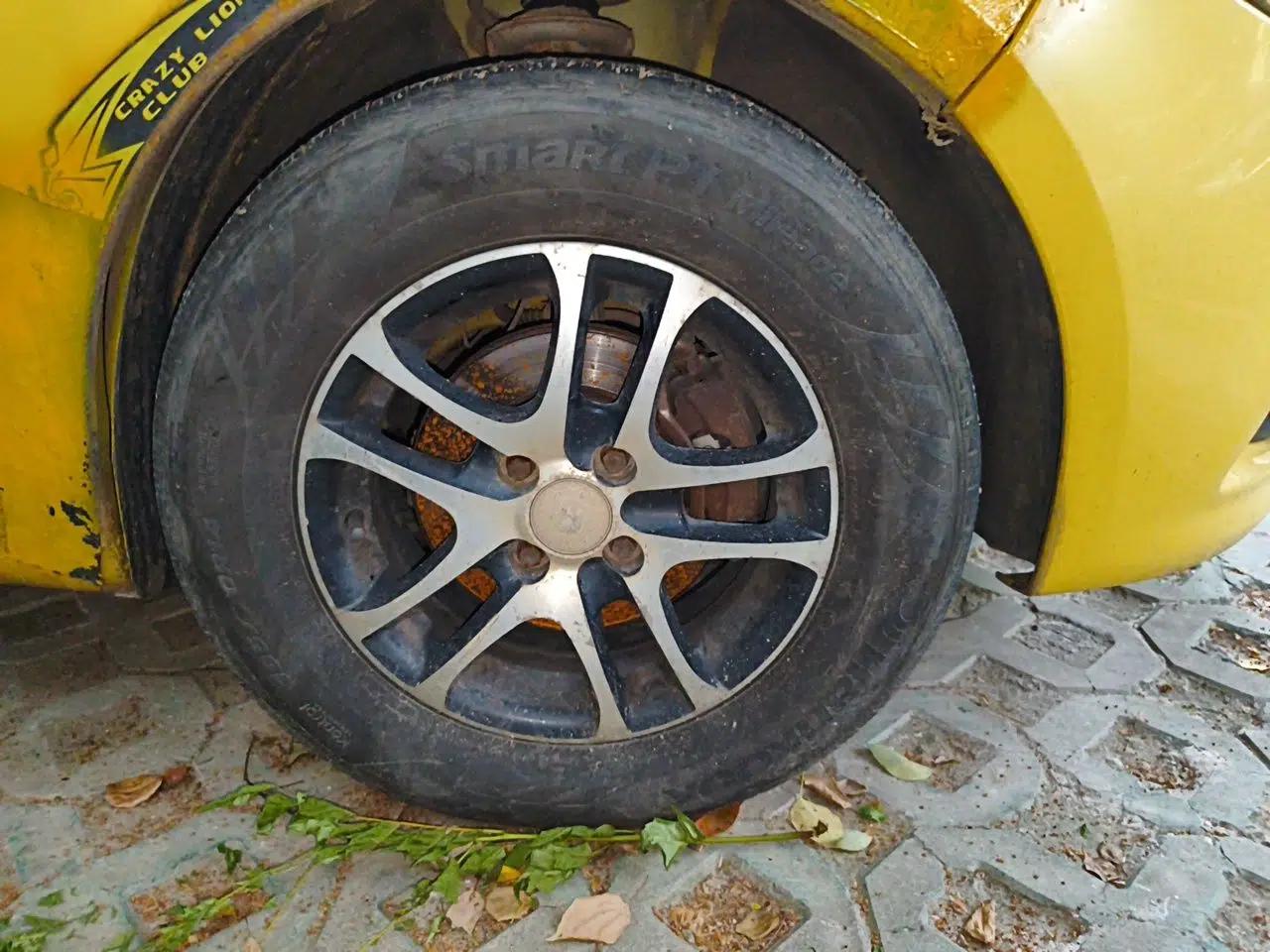 MG 3 2011 1.3L Manual Comfort Edition — миниатюра 8