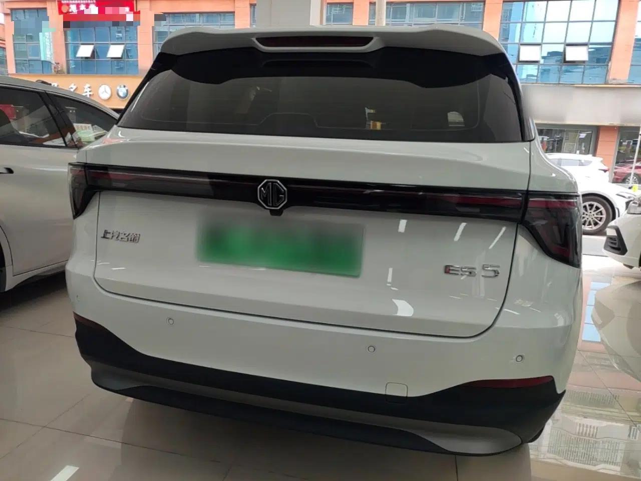MG ES5 2025 425plus Rear-Drive Version — миниатюра 5