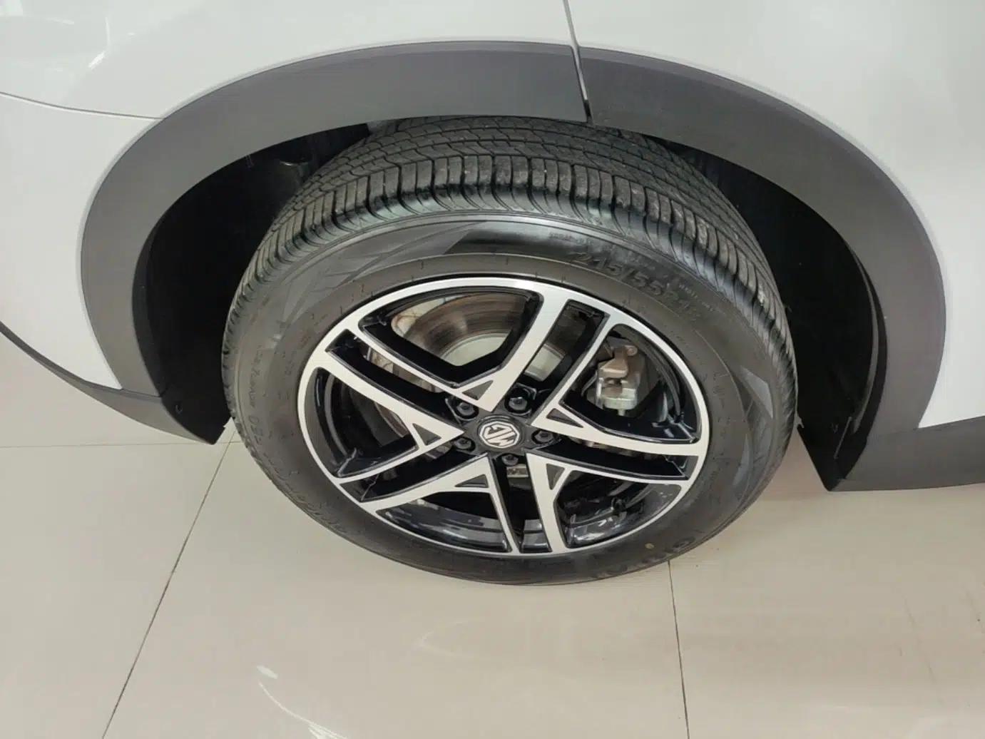 MG ES5 2025 425plus Rear-Drive Version — миниатюра 10