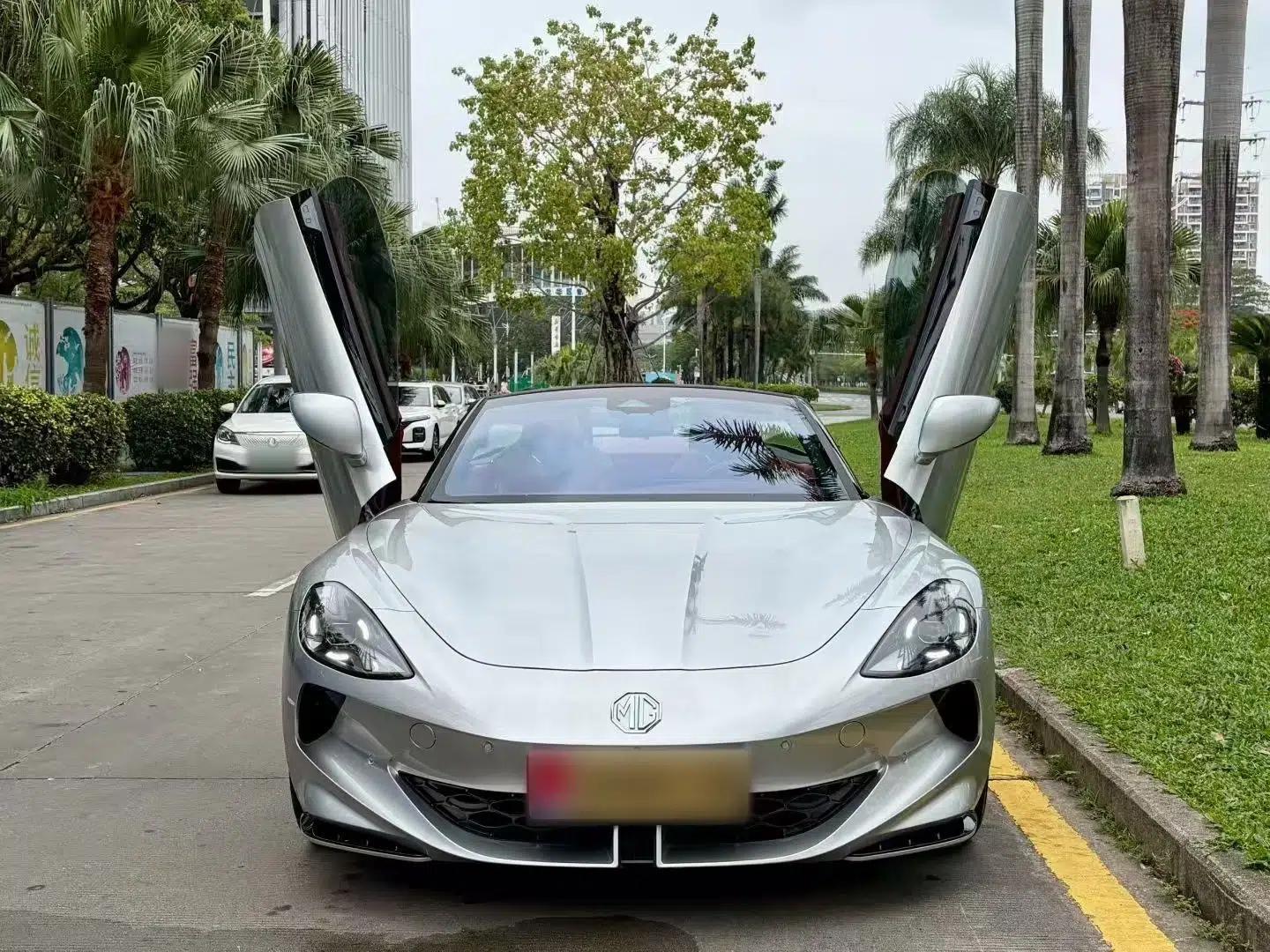 MG Cyberster 2024 580 km Ultra-Long Range Version — миниатюра 2