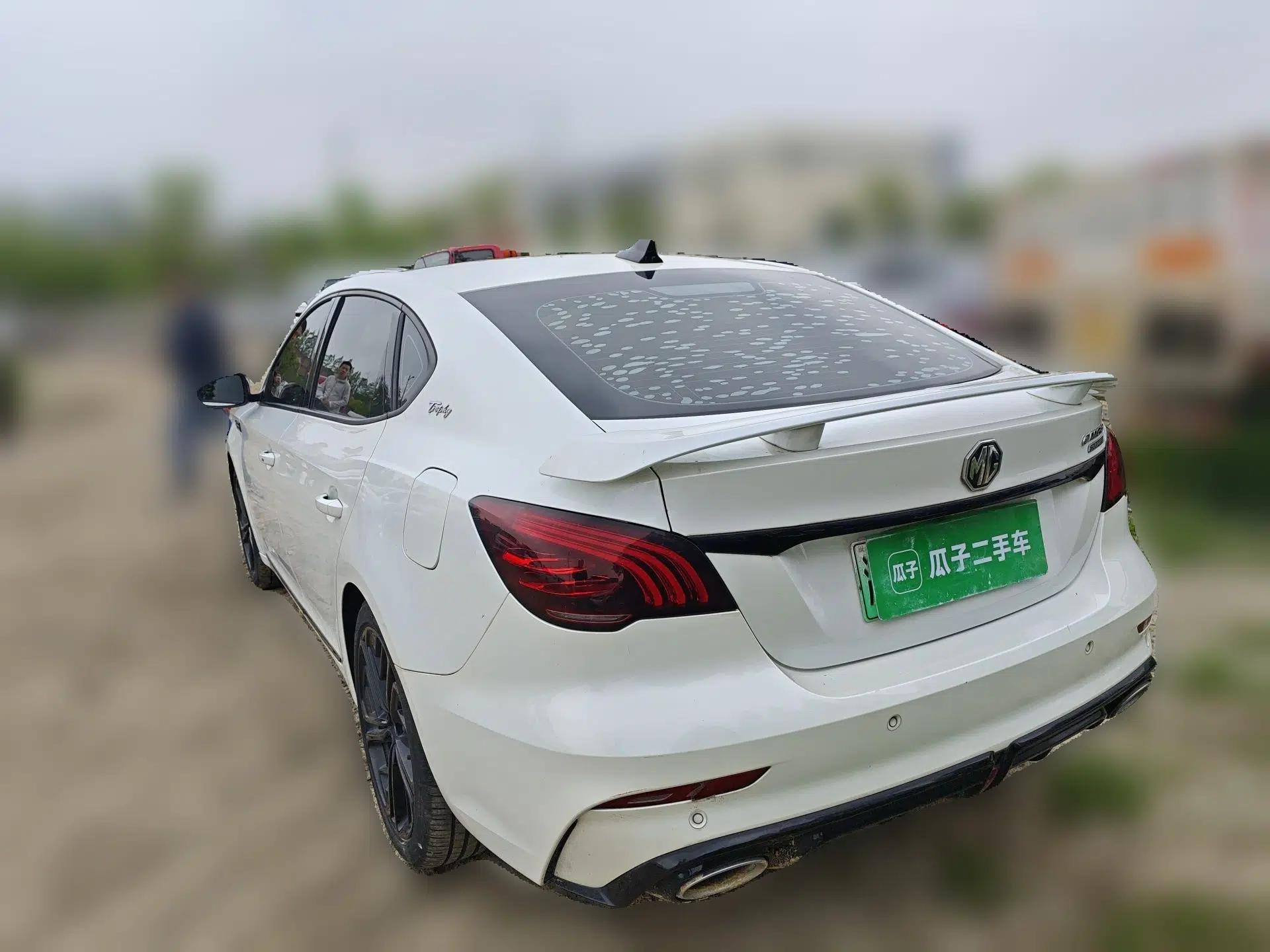 MG 6 New Energy 2020 1.5T Hybrid Trophy Flagship Edition — миниатюра 4