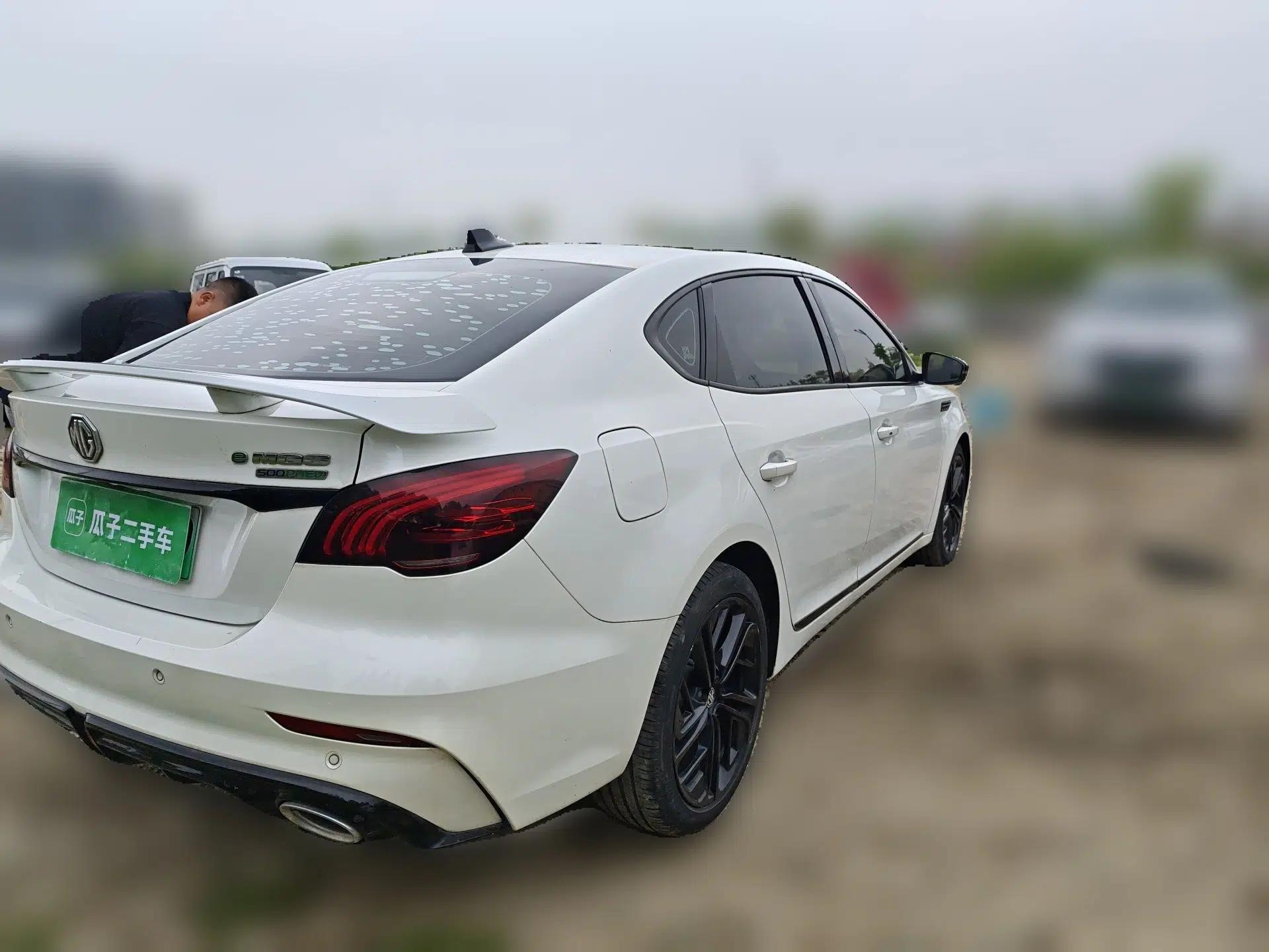 MG 6 New Energy 2020 1.5T Hybrid Trophy Flagship Edition — миниатюра 6