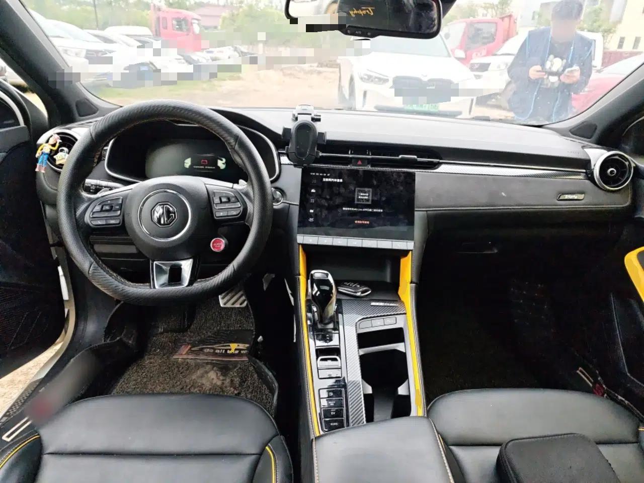 MG 6 New Energy 2020 1.5T Hybrid Trophy Flagship Edition — миниатюра 10