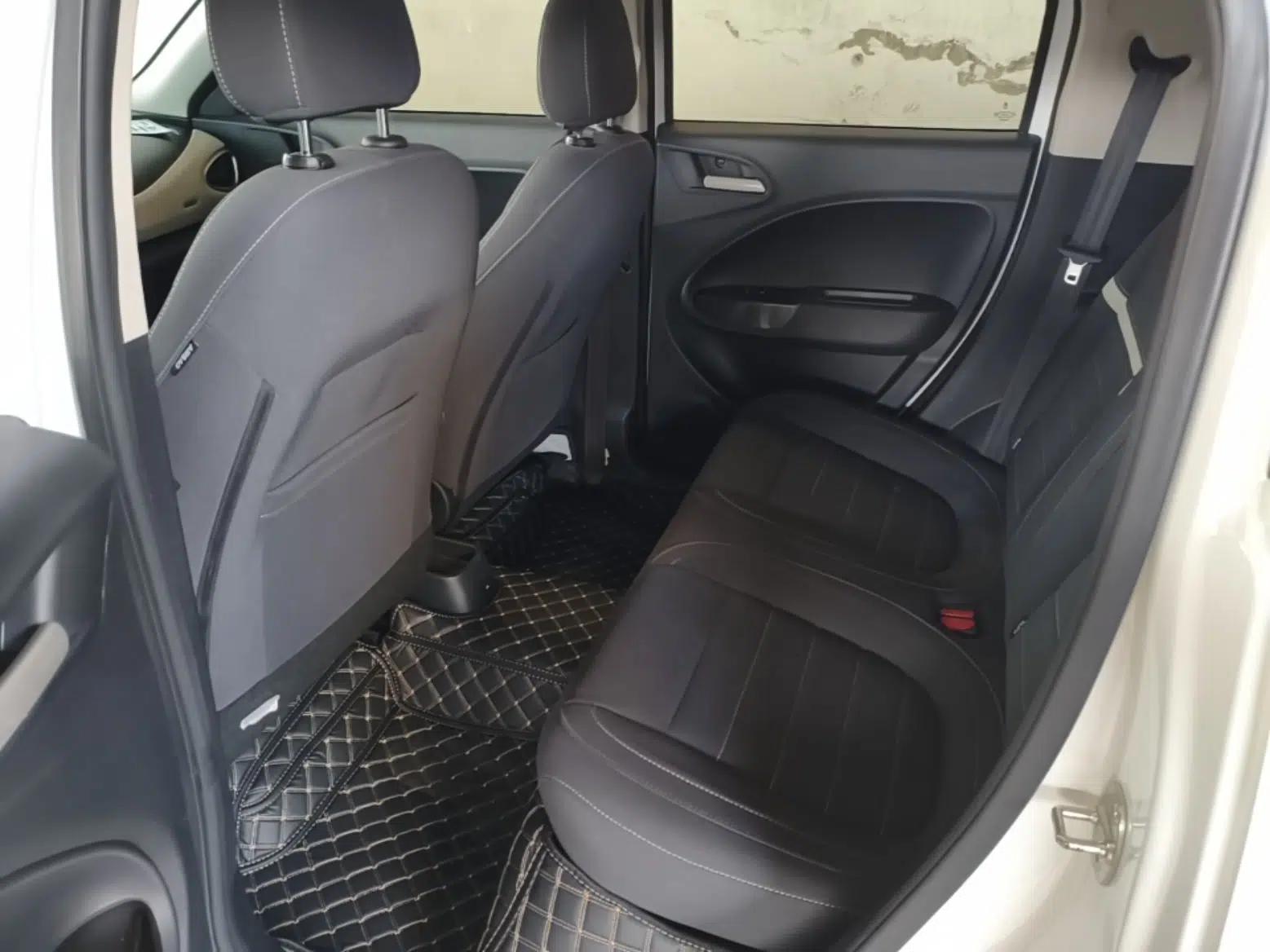 ORA White Cat 2020 305 km Luxury Version — миниатюра 20