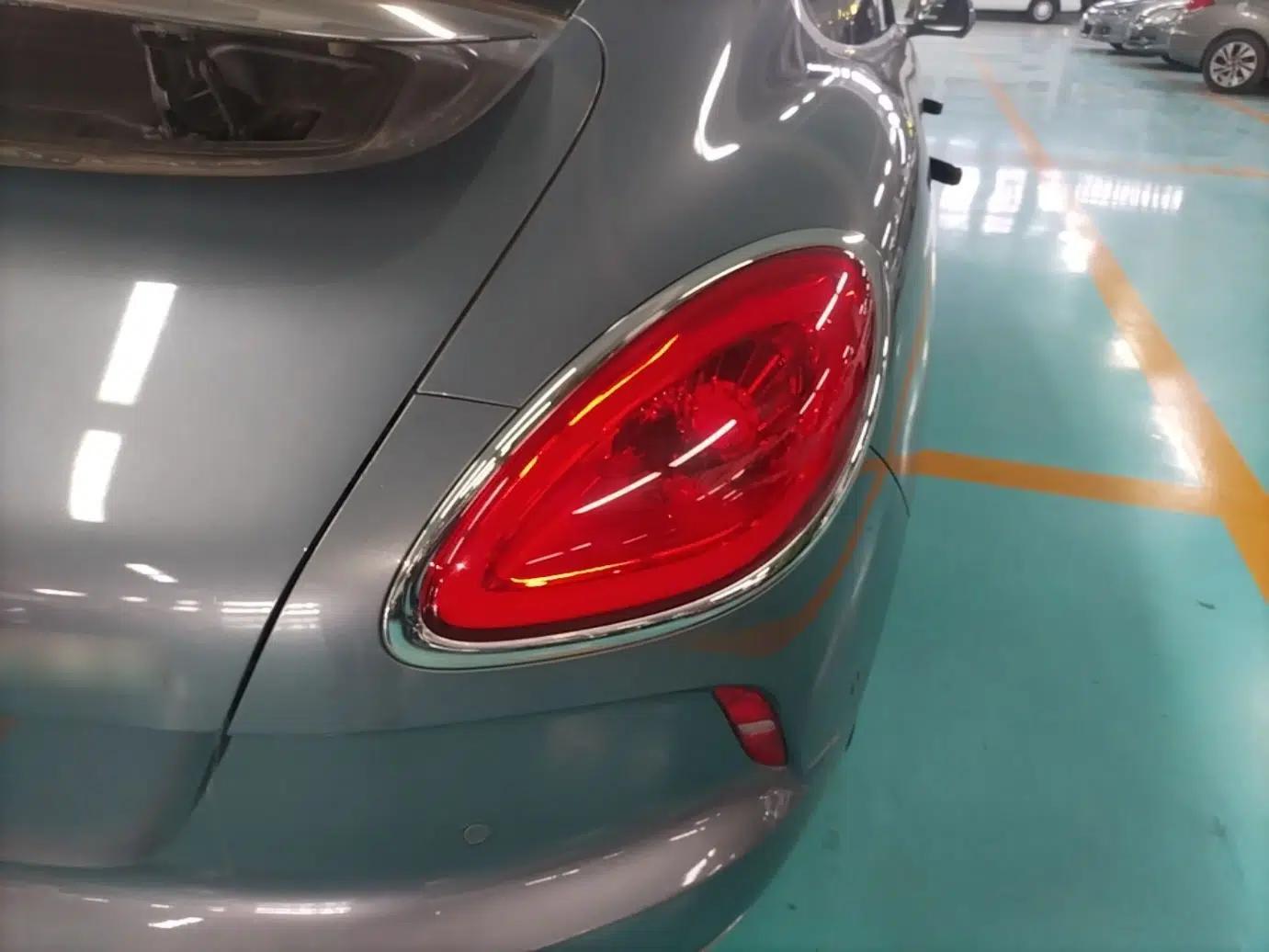 ORA Lightning Cat 2022 555 km Luxury Edition — миниатюра 8