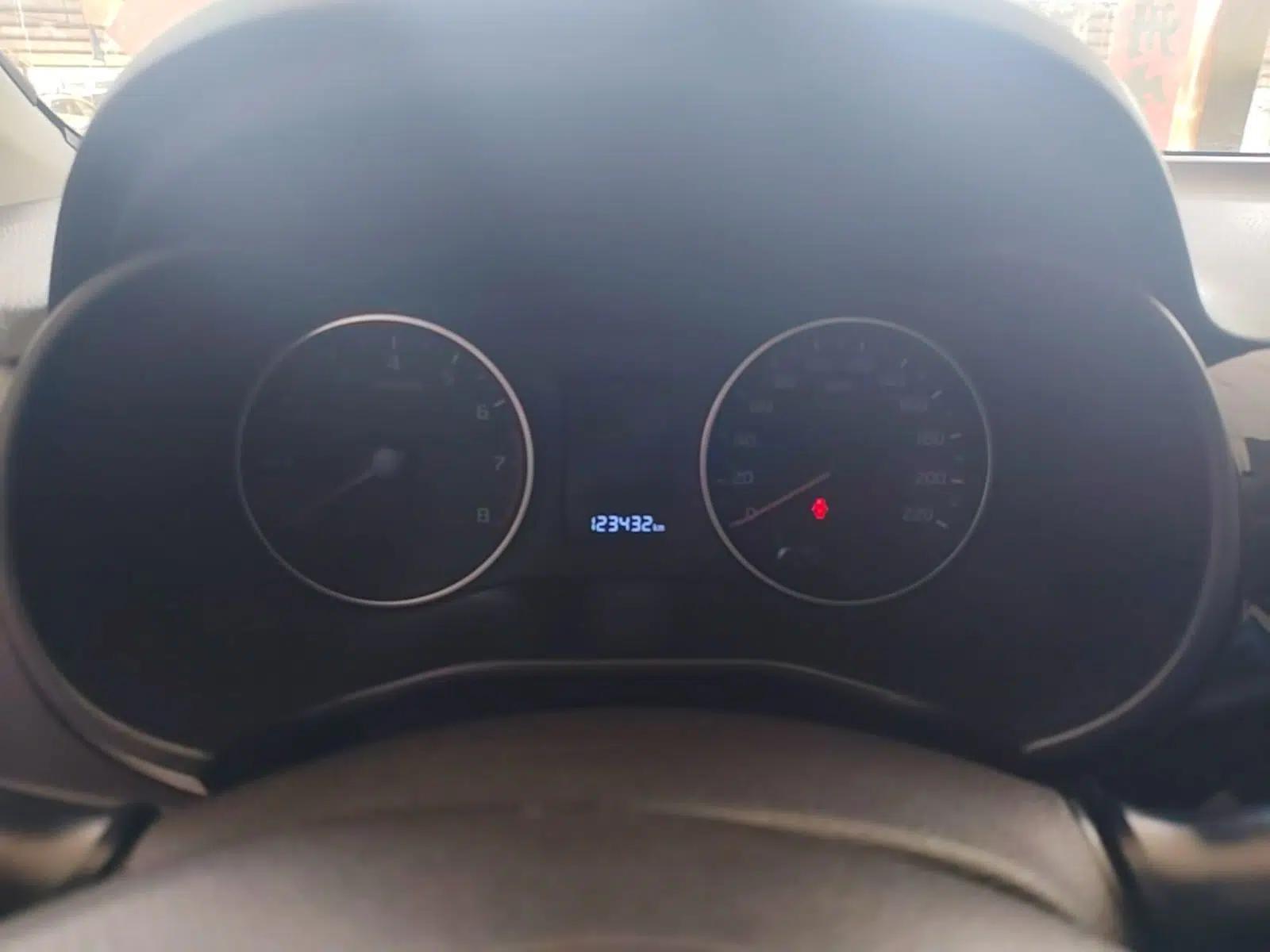Kia Pegas 2017 1.4L Manual Fashion Edition Smart — миниатюра 15