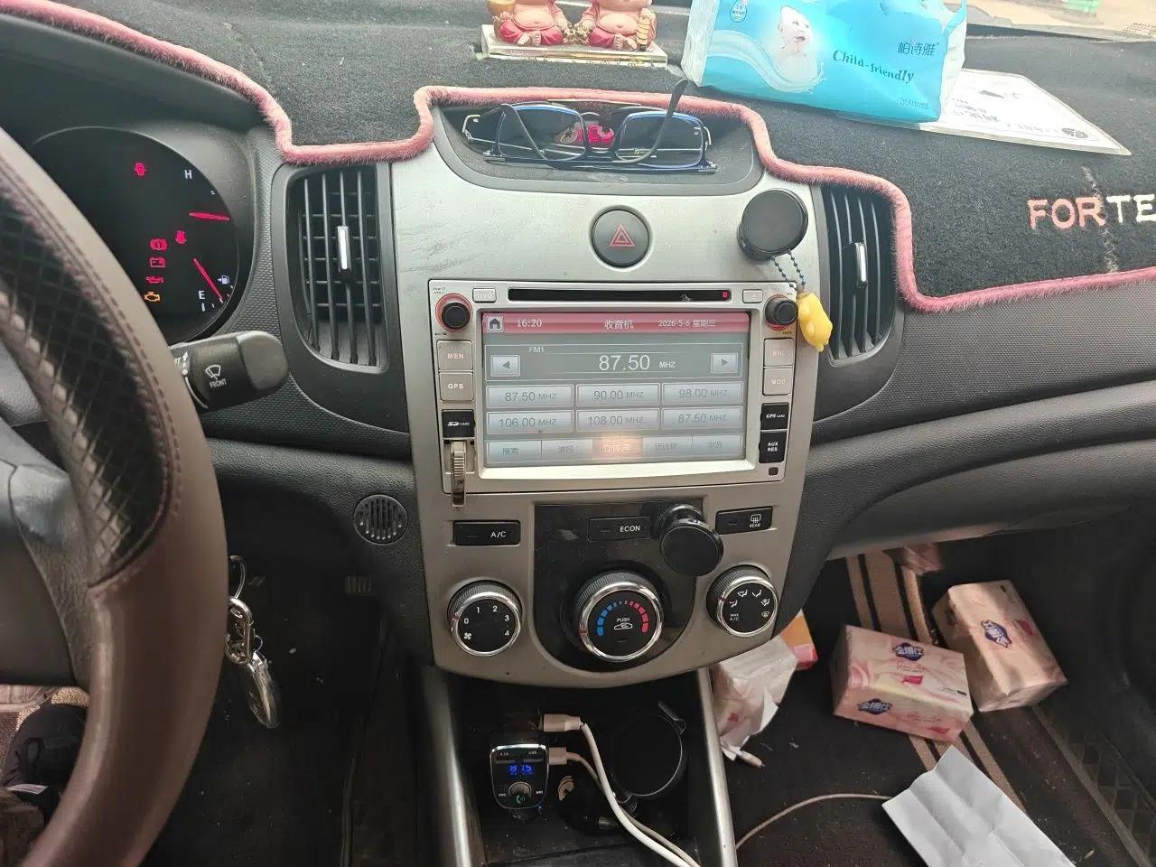 Kia Forte 2014 1.6L MT GL — миниатюра 14