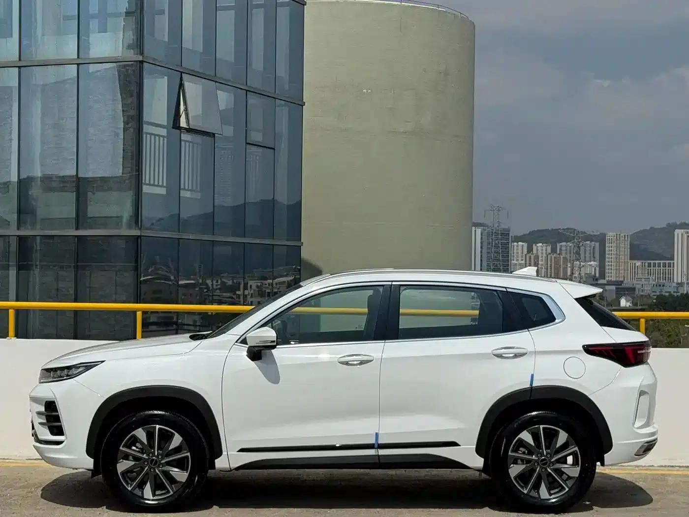 Exeed Chasing Wind 2023 1.5T CVT Wind Chasing Edition — миниатюра 16