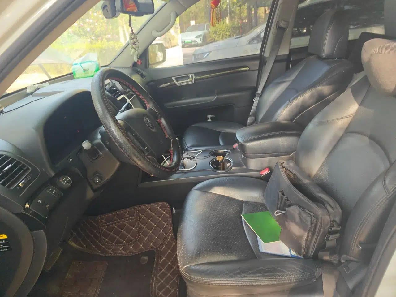 Kia Borrego 2015 3.8L Luxury Edition China V-standard — миниатюра 16