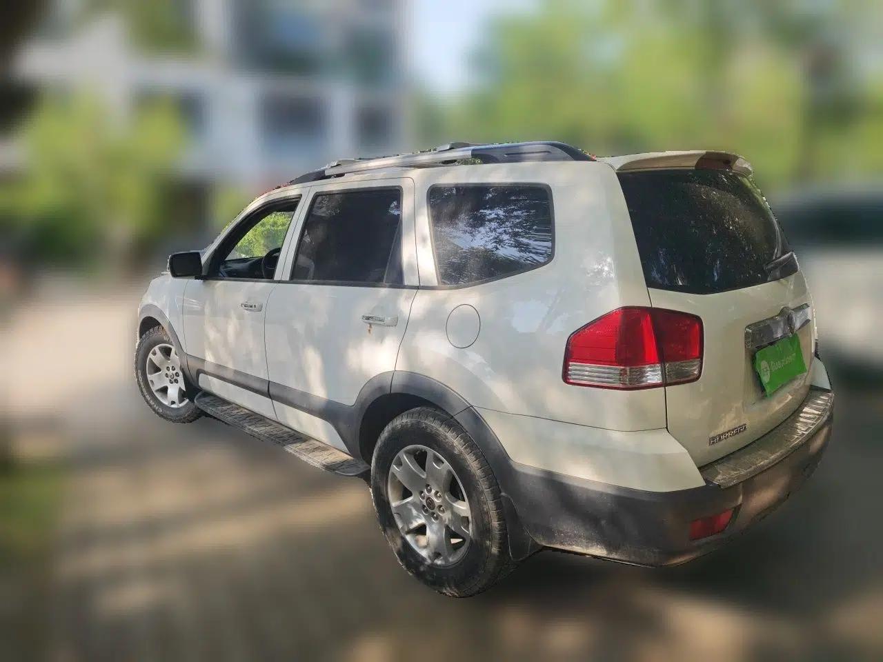 Kia Borrego 2015 3.8L Luxury Edition China V-standard — миниатюра 4