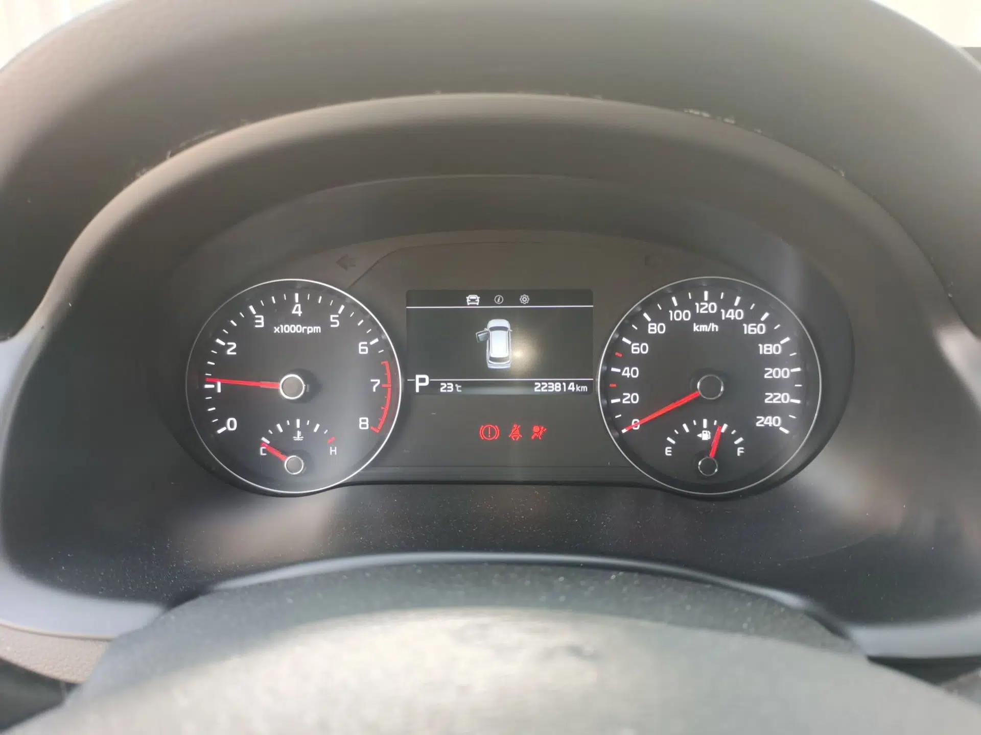 Kia KX7 2017 2.0T Automatic Two-Wheel Drive GLS 7-Seater — миниатюра 12