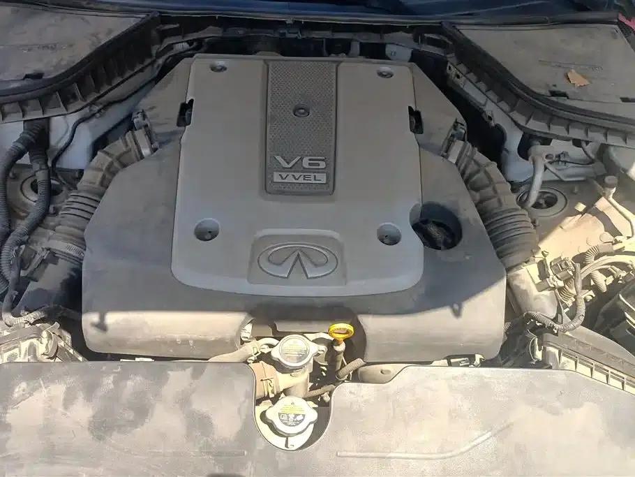 Infiniti Q50 2014 3.7L Comfort Edition — миниатюра 10