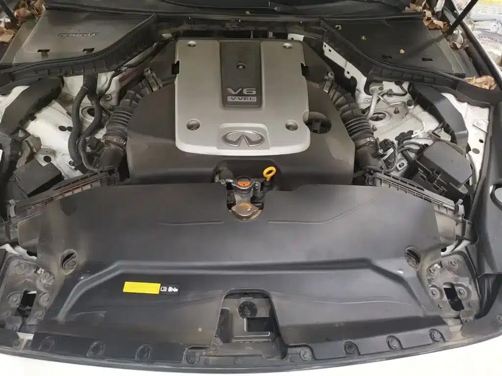 Infiniti Q50 2014 3.7L Luxury Edition — миниатюра 11