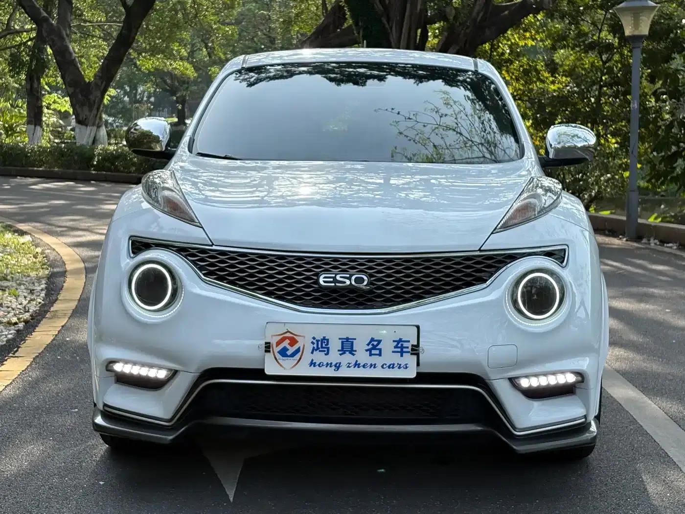 Infiniti ESQ 2014 1.6L Sporty Edition — миниатюра 2