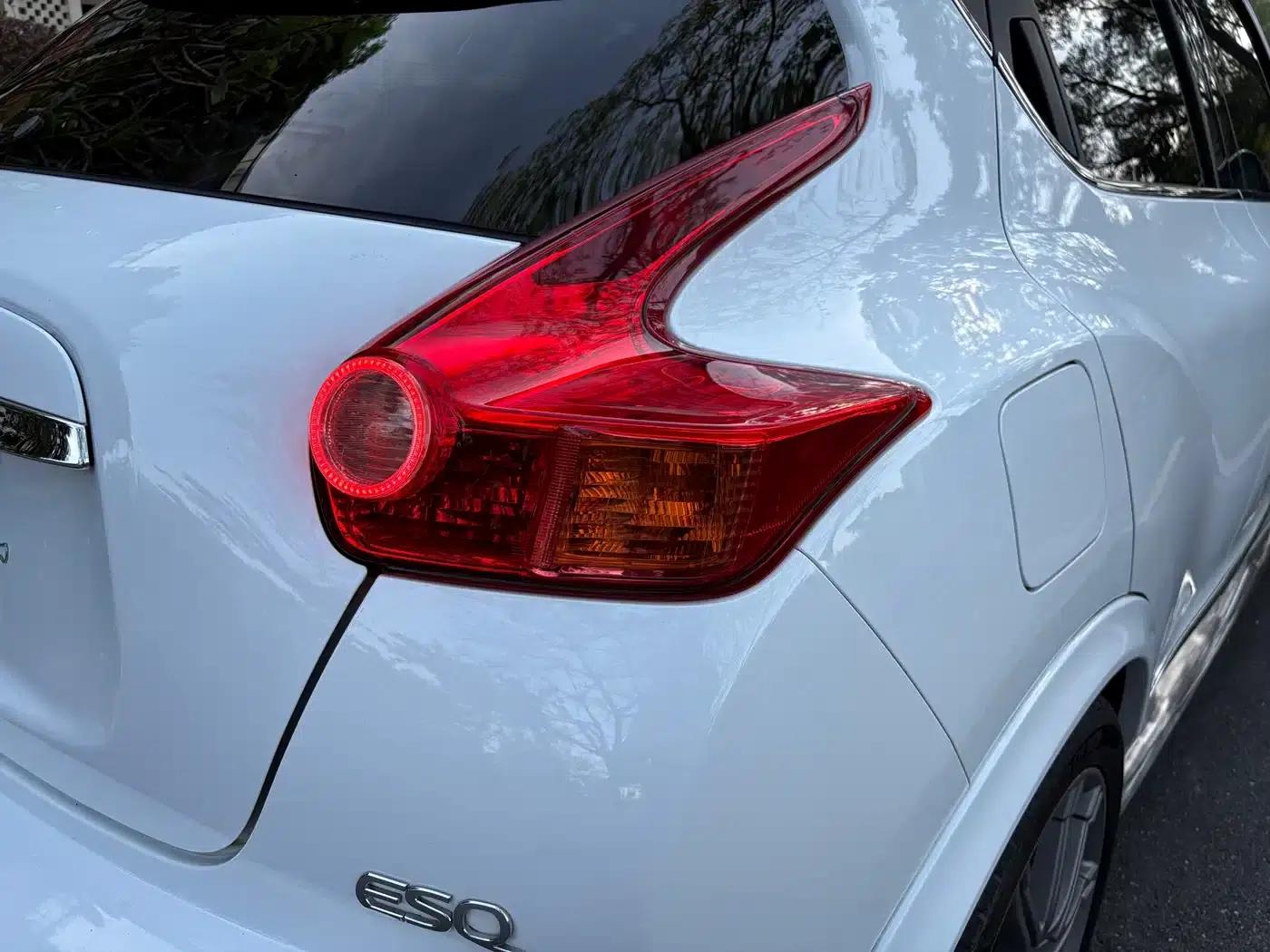 Infiniti ESQ 2014 1.6L Sporty Edition — миниатюра 20