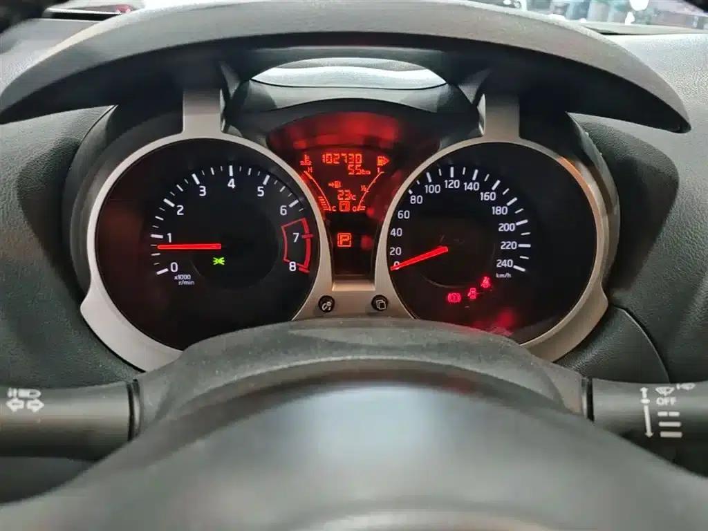 Infiniti ESQ 2014 1.6L Sporty Edition — миниатюра 12
