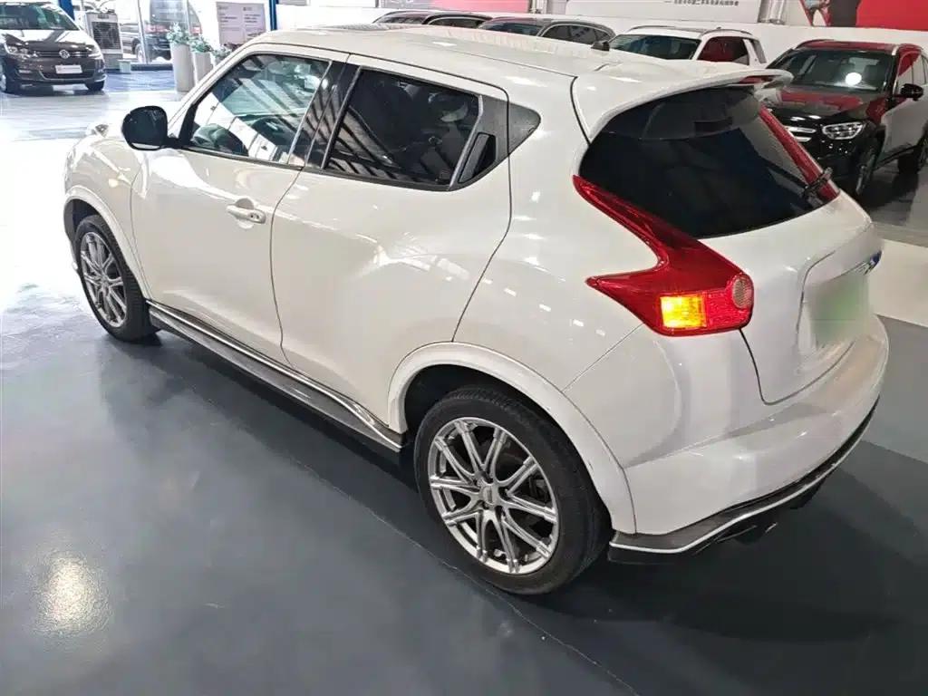 Infiniti ESQ 2014 1.6L Sporty Edition — миниатюра 5
