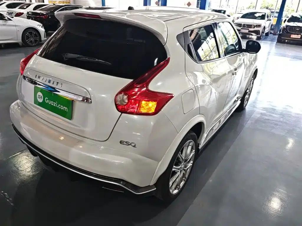 Infiniti ESQ 2014 1.6L Sporty Edition — миниатюра 7