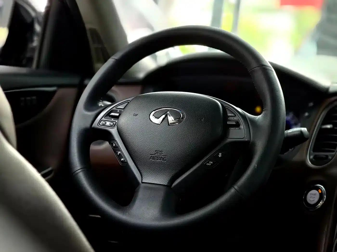 Infiniti EX 2011 EX25 Premium Edition — миниатюра 13