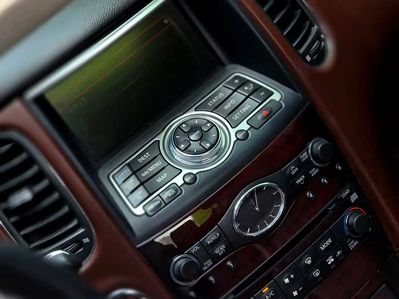Infiniti EX 2011 EX25 Premium Edition — миниатюра 15