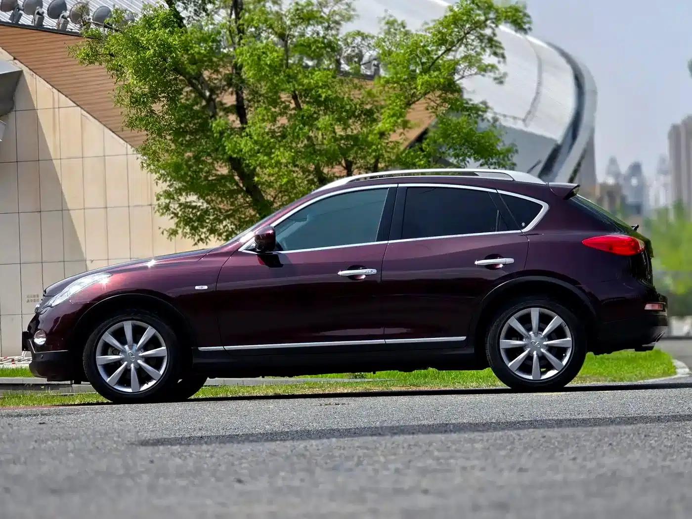 Infiniti EX 2011 EX25 Premium Edition — миниатюра 3