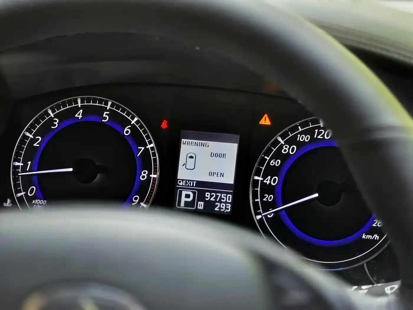 Infiniti EX 2011 EX25 Premium Edition — миниатюра 23