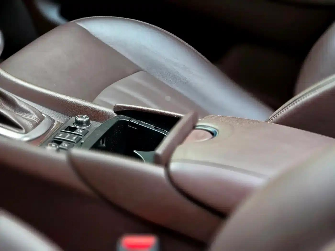 Infiniti EX 2011 EX25 Premium Edition — миниатюра 25