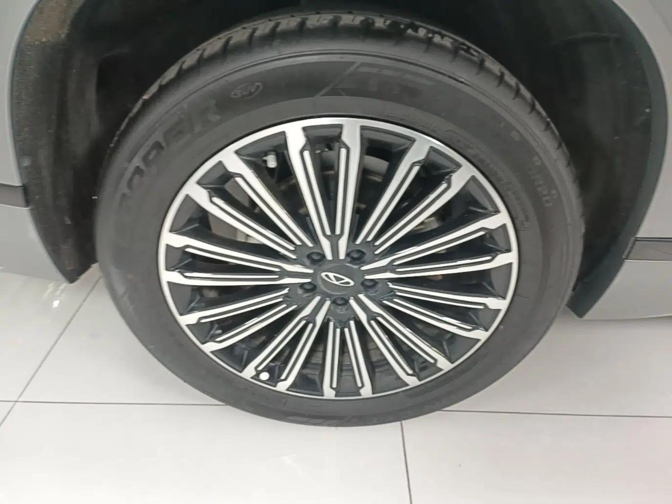 Chery Tiggo 9 C-DM 2025 1.5T 106KM Ultra-Comfort Edition 5 Seats Lithium-NMC — миниатюра 10