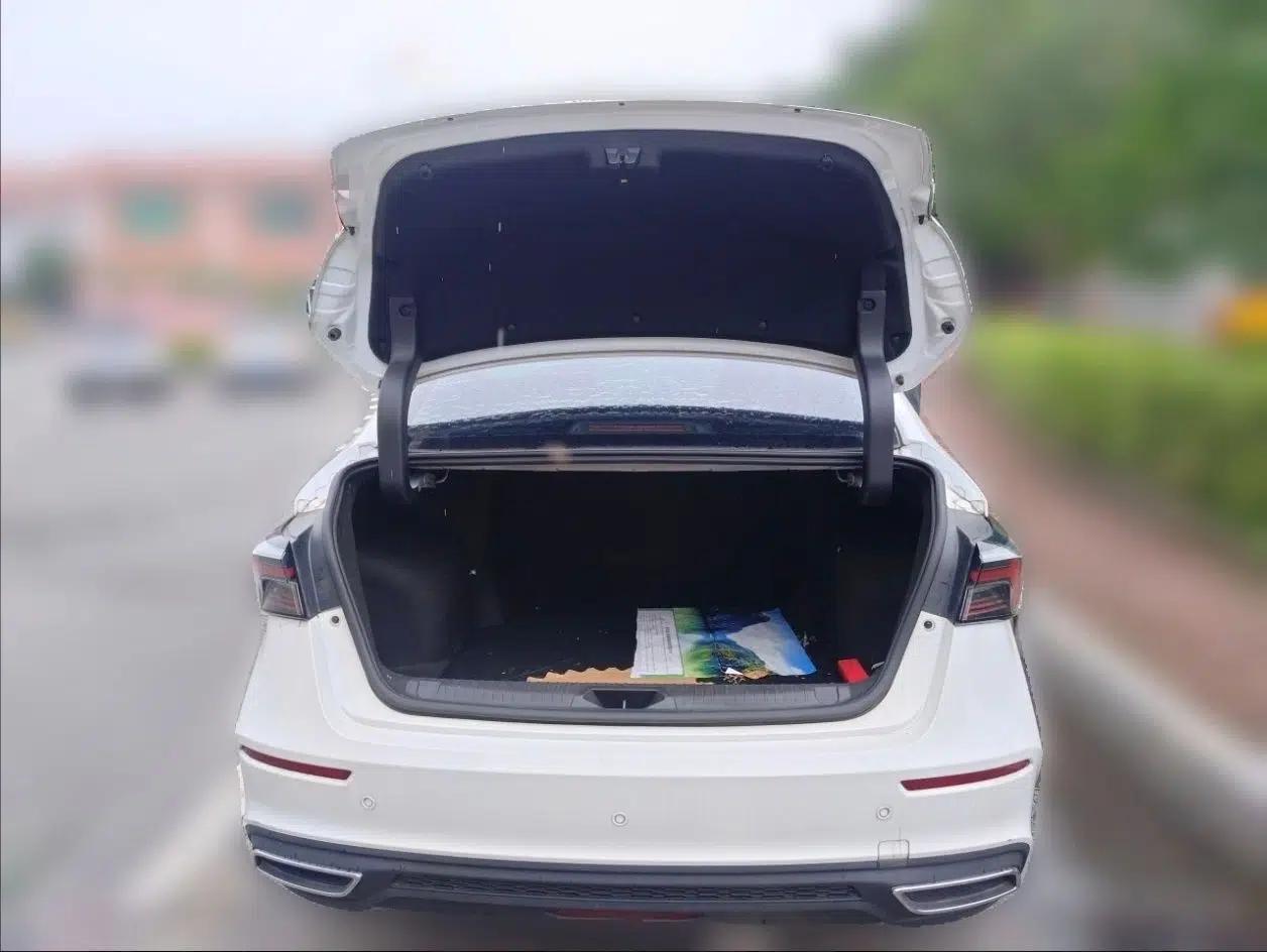 Chery Arrizo 5 PLUS 2021 XiaoAI 1.5L CVT Enjoy PLUS — миниатюра 6