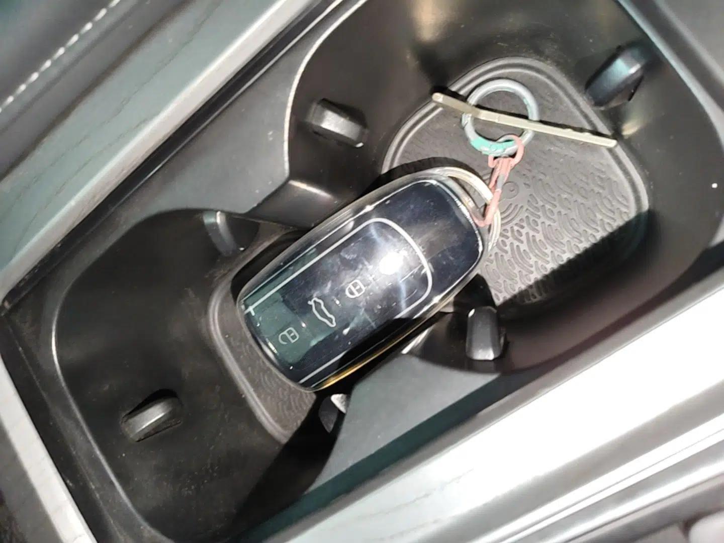 Chery Arrizo 8 PRO 2025 Pro 1.6T Luxury Model — миниатюра 12